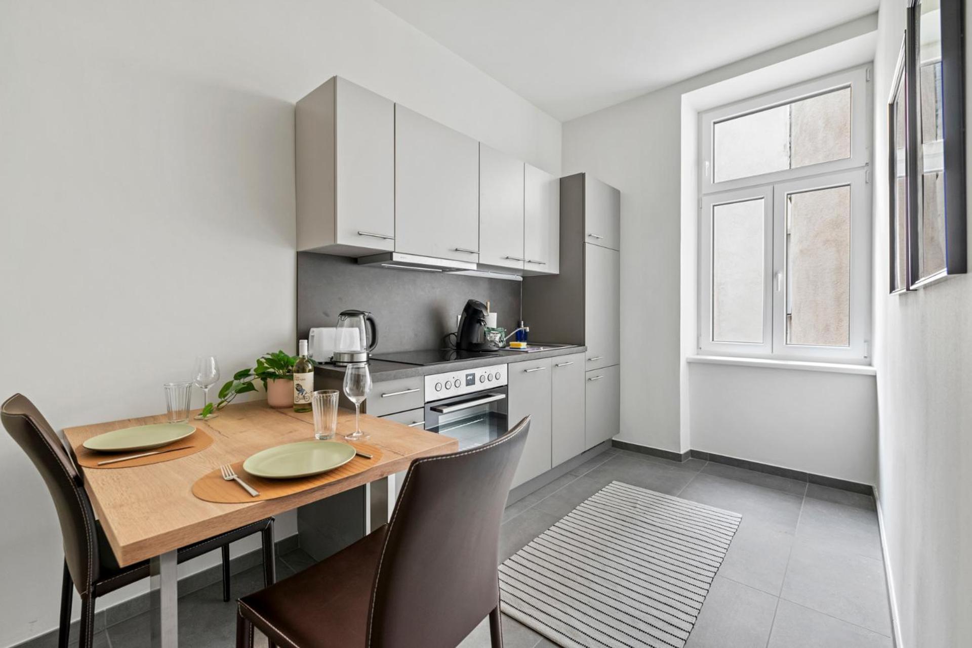 Cozy, Generous - 10 Min To City-centre - Contactless 24h Check-in Appartamento Vienna