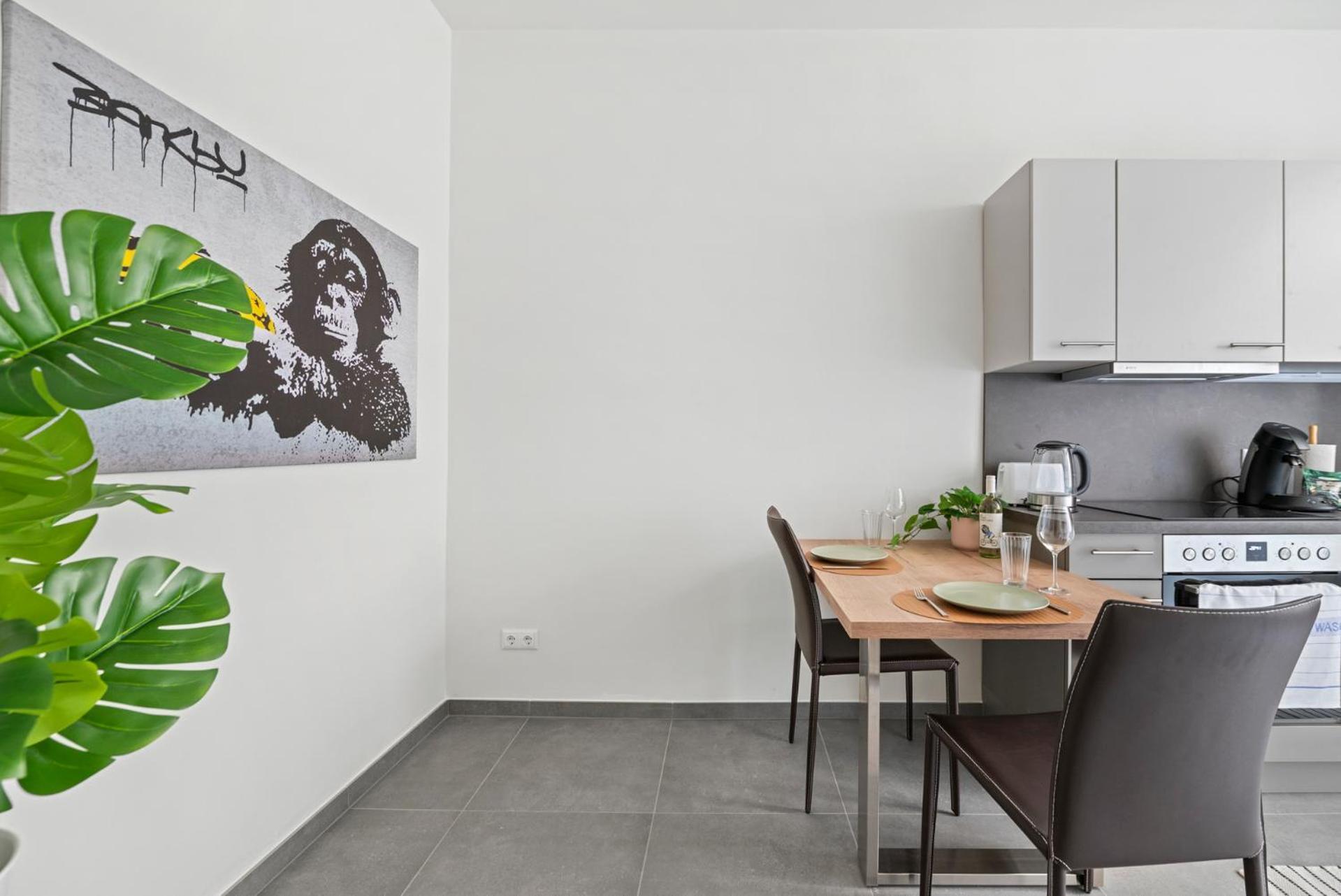Apartment Cozy, Generous - 10 Min To City-centre - Contactless 24h Check-in Wien